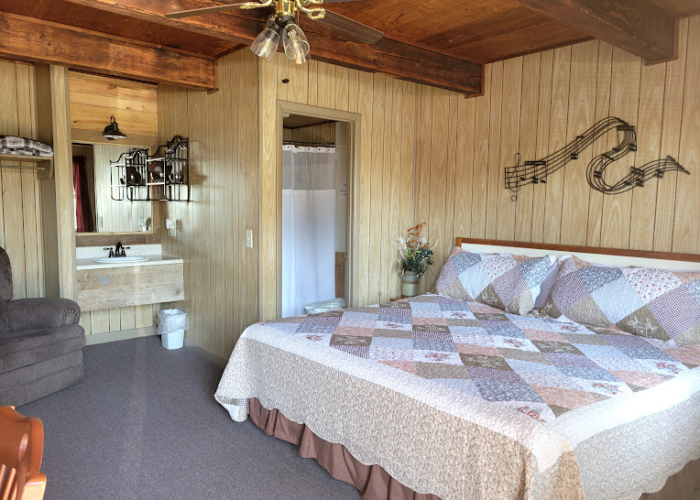 Bay Springs Country Inn