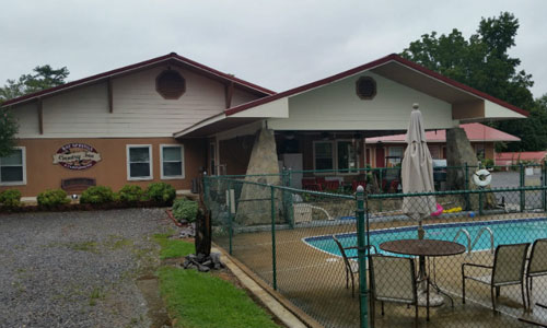 Weiss Lake Inn Motel Accommodations in Centre, AL