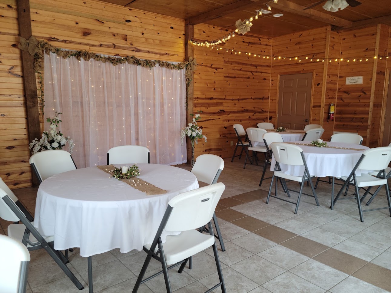 Small wedding celebration at The Gathering Place in Centre Alabama
